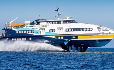 Taxi Transfer da aeroporti di Trapani e Palermo per l'imbarco di Favignana e viceversa